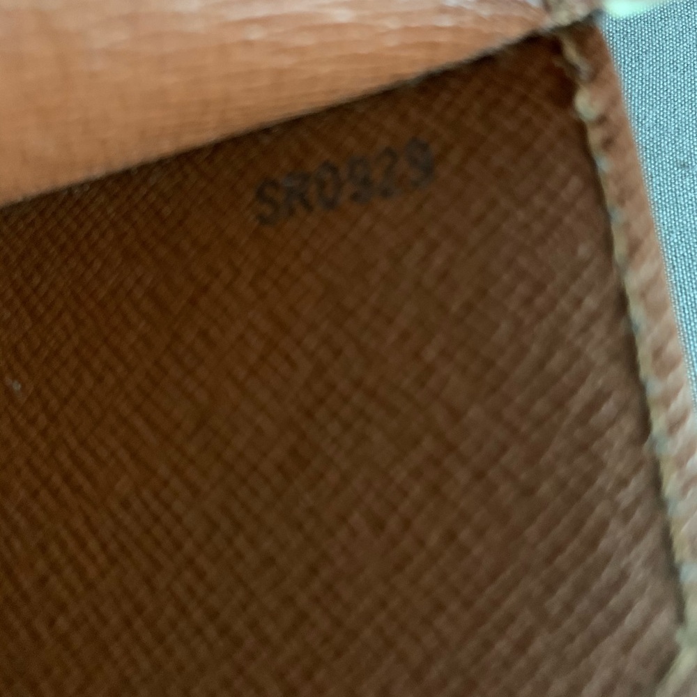 Authentic Louis Vuitton Concorde - Picture 9 of 16